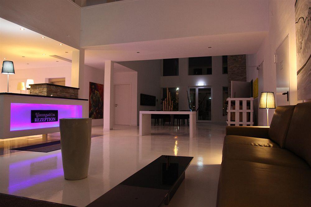 Designhotel Youngstar MHG Esterno foto